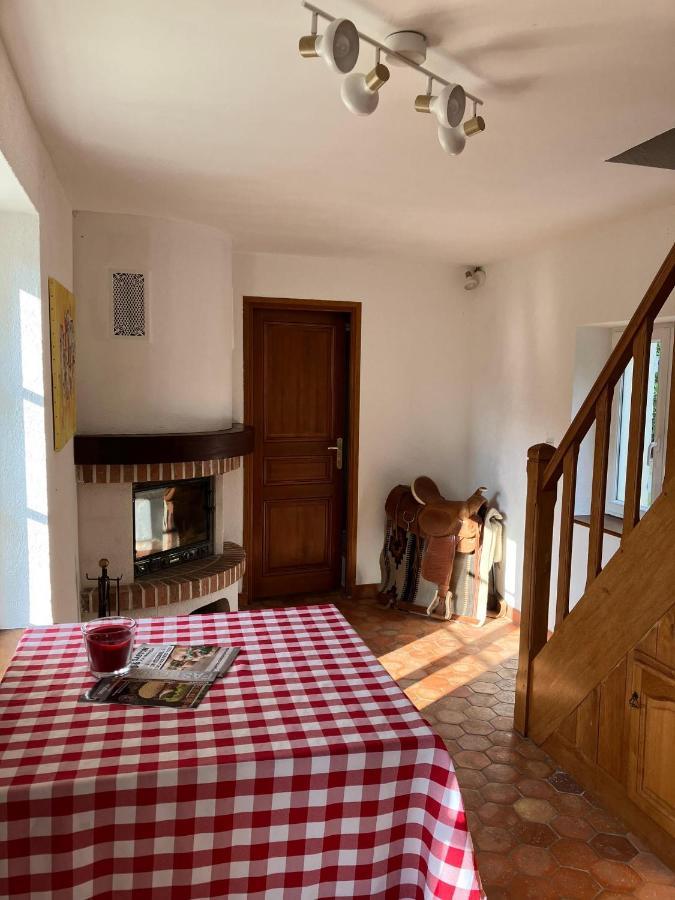 La Petite Maison De La Vallee Bazainville Exteriér fotografie